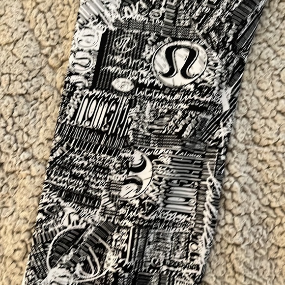 Lululemon Wunder Trains 25 - Picture 3 of 5